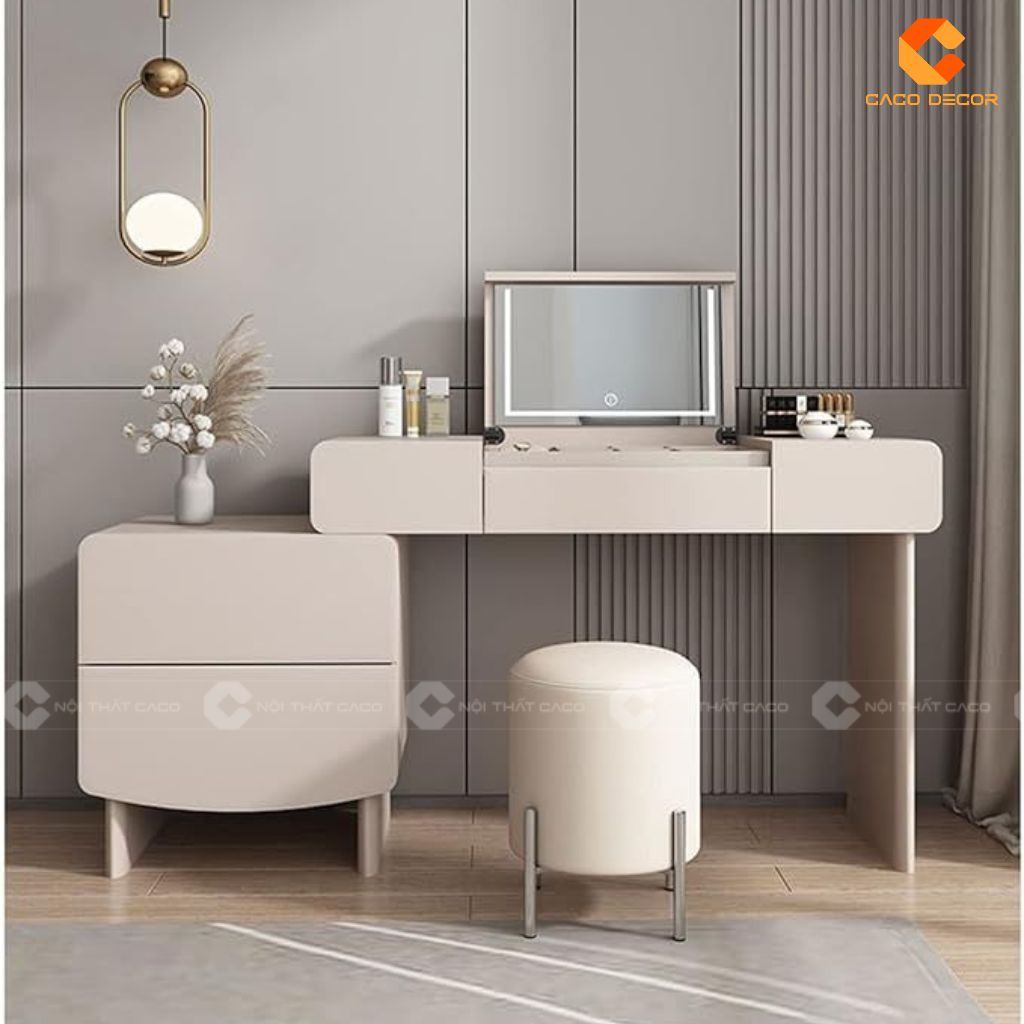 Khám Phá Các Mẫu Bàn Trang Điểm Cô Dâu Đẹp 2025 3